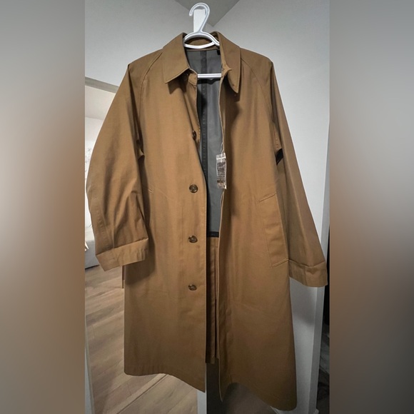 Uniqlo U Brown Trench Coat - Picture 2 of 3